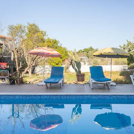 Villa A Located In The Middle Of The Mountains .. Trimitusa