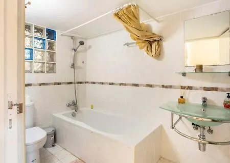 Villa A Located In The Middle Of The Mountains .. Trimitusa