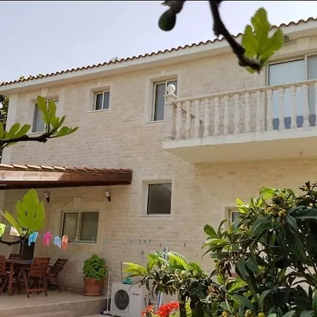 A Located In The Middle Of The Mountains .. Villa